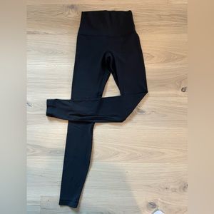 Lululemon Align size 4, black! 25” - like new!